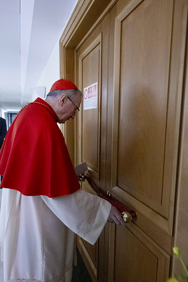 042225 pope funeral 3